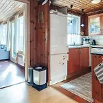10 Person In Lokken-by Traum