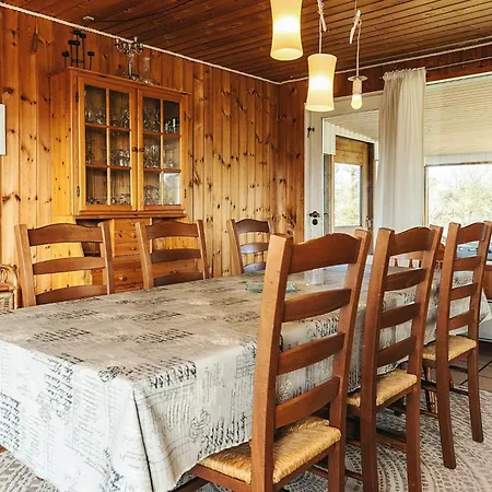 10 Person In Lokken-by Traum Løkken