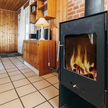10 Person In Lokken-by Traum *