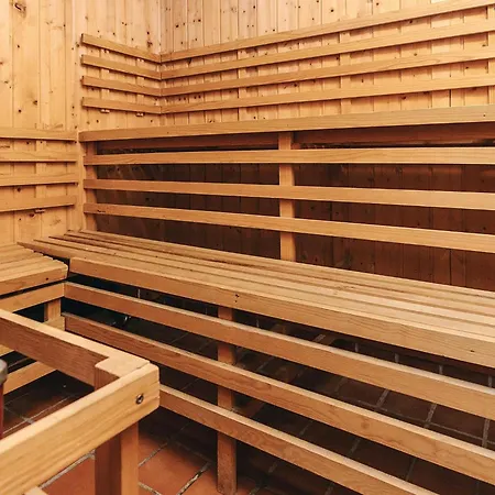 10 Person In Lokken-by Traum 루켄
